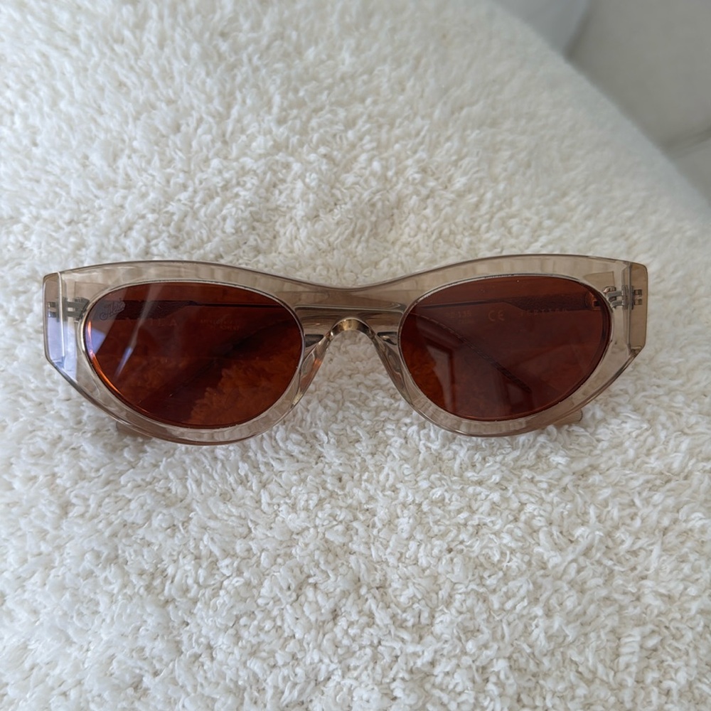 Stylish Brown Sunglasses